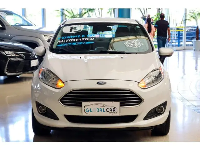 Carro Ford New Fiesta Sedan 2015 1.6 SE PowerShift (Flex)