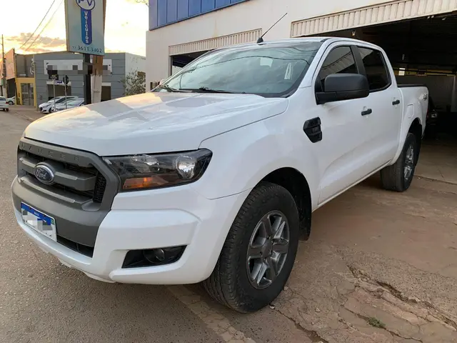 Carro Ford Ranger Cabine Dupla 2018 Ranger 2.2 TD XLS CD 4x4 (Aut)