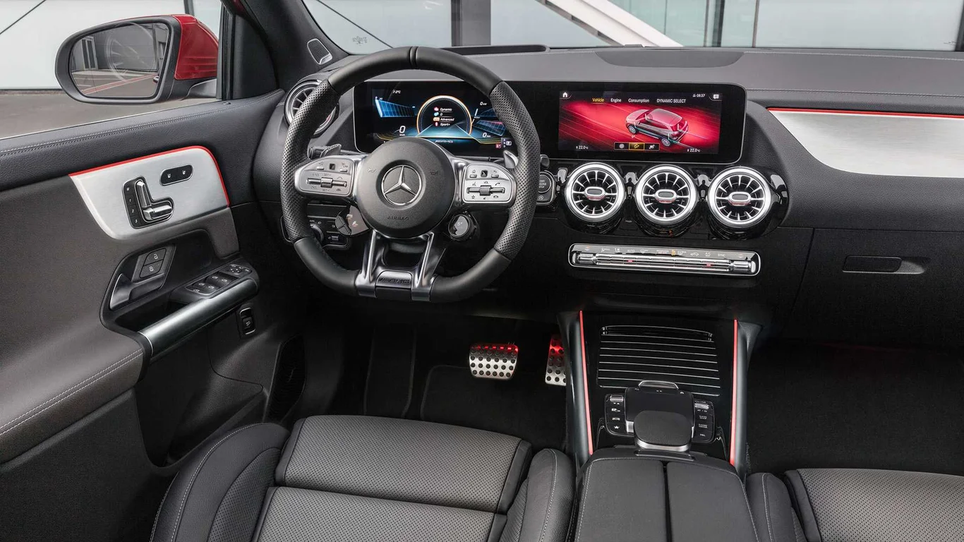 Mercedes-Benz GLA 35 AMG 2.0 turbo (Aut)