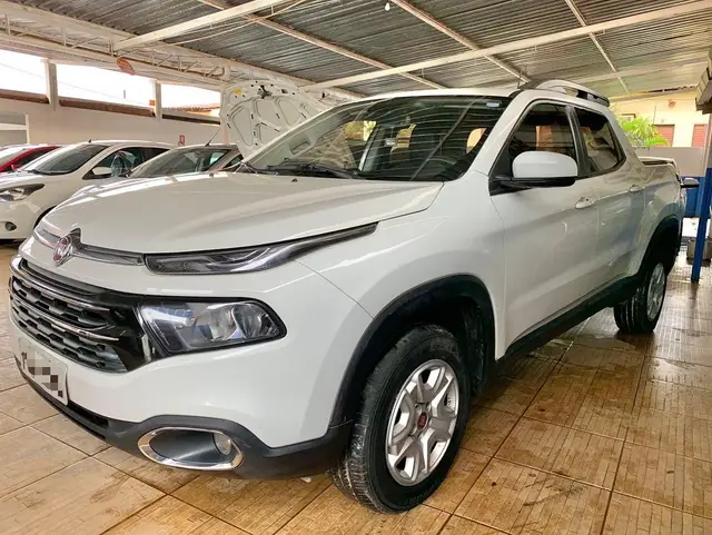 Carro Fiat Toro 2017 Freedom 1.8 AT6 4x2 (Flex)