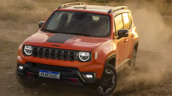 Jeep Renegade perdeu fama de manco, mas está entre os SUVs com os piores consumos de 2022.