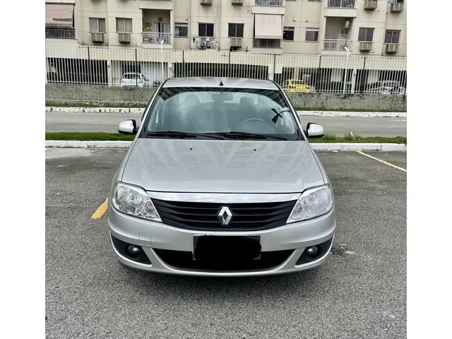 Carro Renault Logan 2013 Expression 1.0 16V (flex)