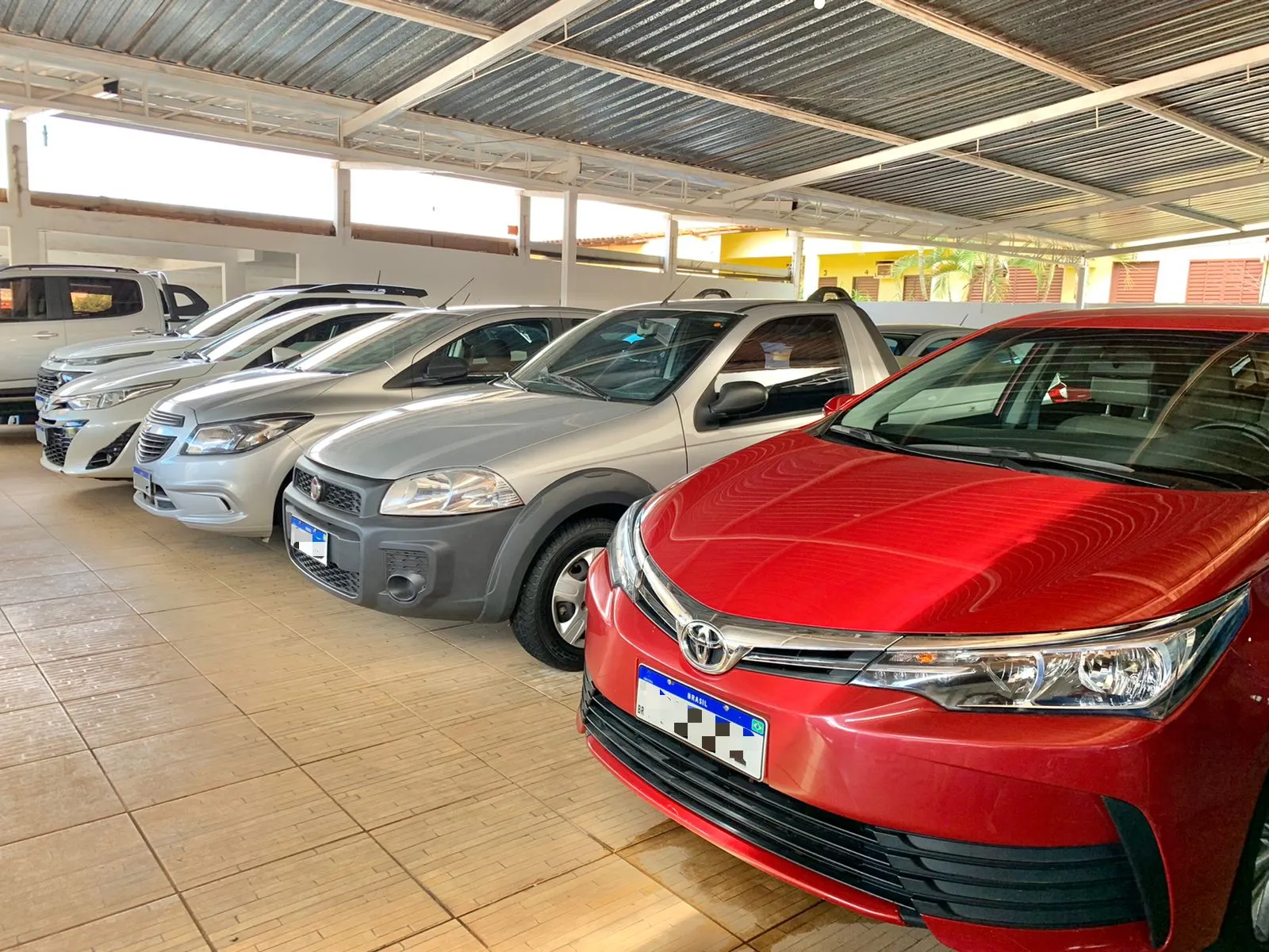 Fachada da loja Veículos à venda em FARNEY VEÍCULOS - Barreiras - BA | Mobiauto