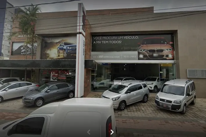 Fachada da loja MV MULTIMARCAS - Nova Serrana - MG