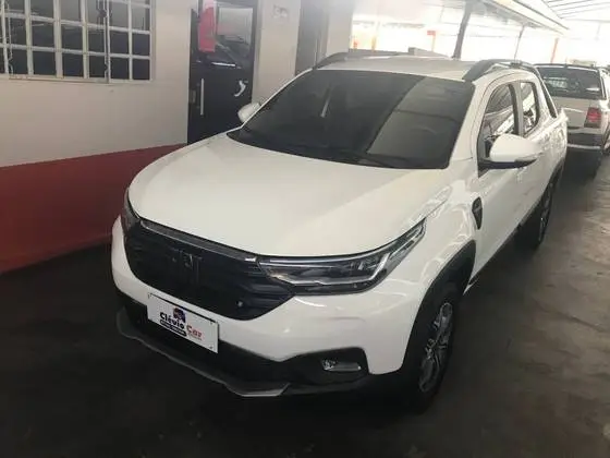 Carro Fiat Strada 2021 Volcano 1.3 CD (Flex)