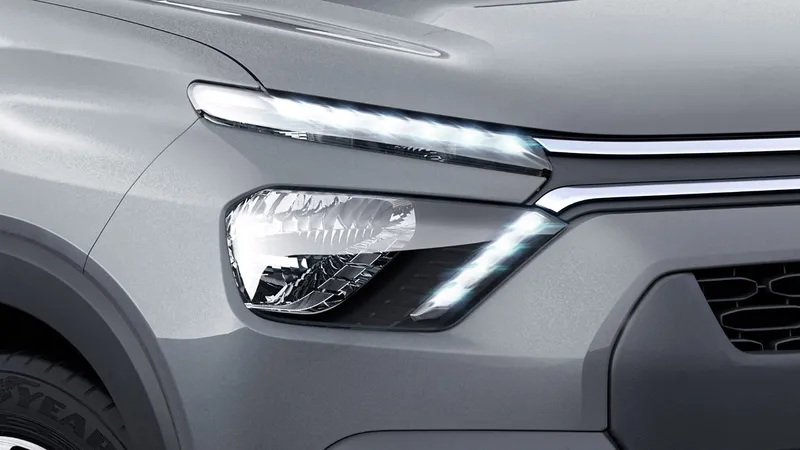 Novo Citroën C3 terá truque para fazer farol simples parecer bipartido