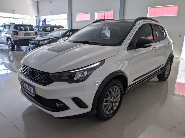 Carro Fiat Argo 2022 Trekking 1.3 (Flex)