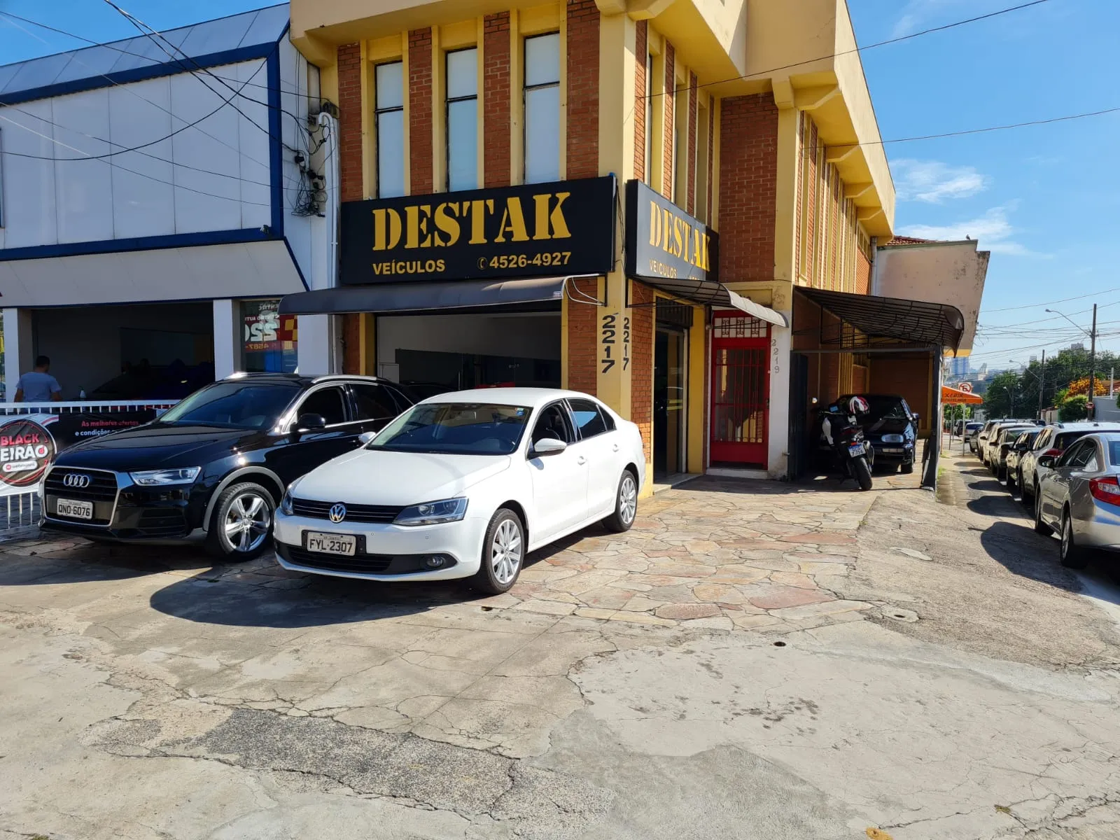 Fachada da loja DESTAK VEICULOS - Jundiaí - SP