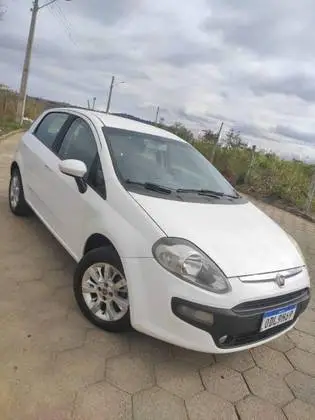 Carro Fiat Punto 2013 Attractive 1.4 (Flex)