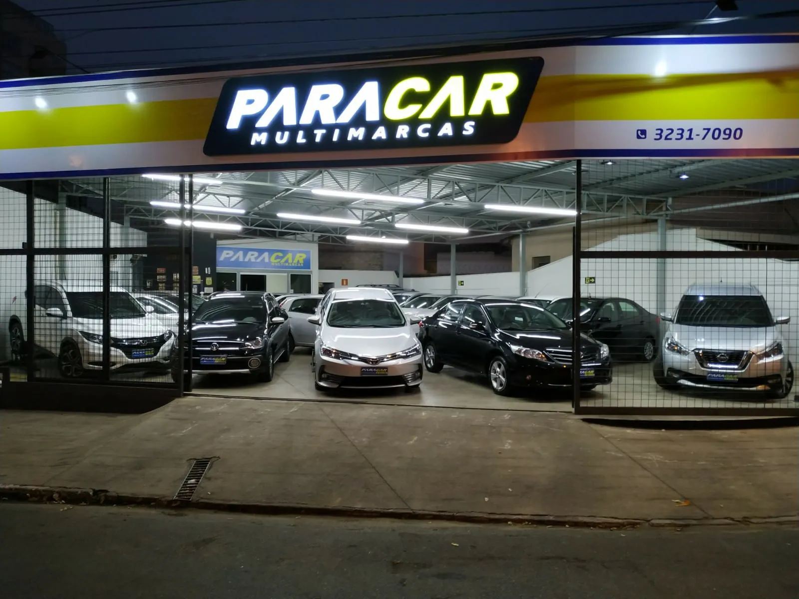Fachada da loja PARA CAR VEICULOS - Pará de Minas - MG