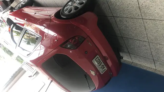 Carro Chevrolet Celta 2012 LT 1.0 (Flex)