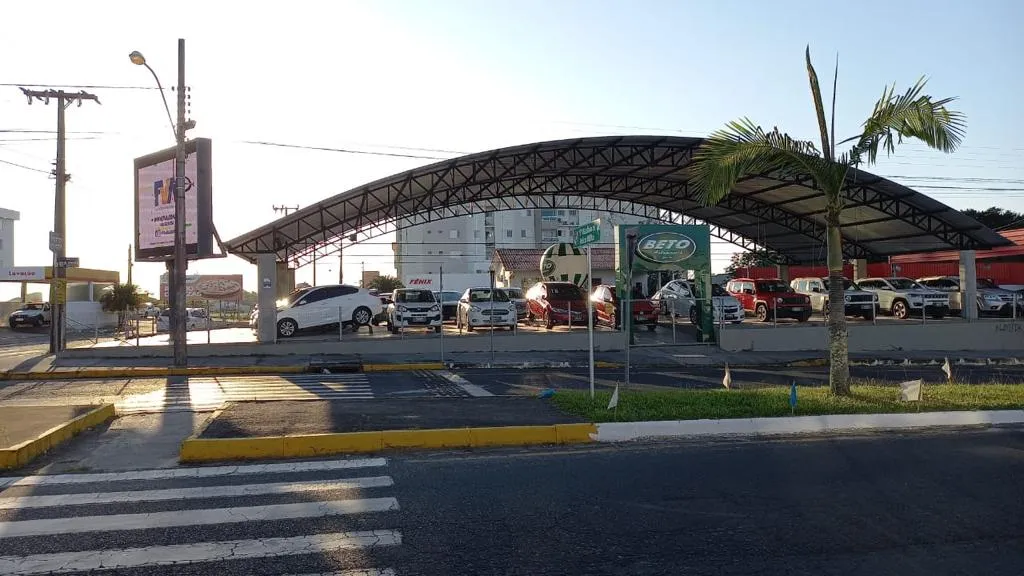Fachada da loja BETO AUTOMÓVEIS - Araranguá - SC