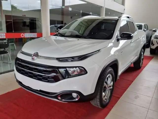 Carro Fiat Toro 2018 Volcano 2.0 diesel AT9 4x4