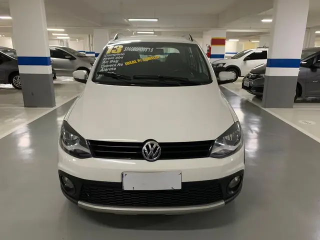 Carro Volkswagen SpaceCross 2013 1.6 8V (Flex)