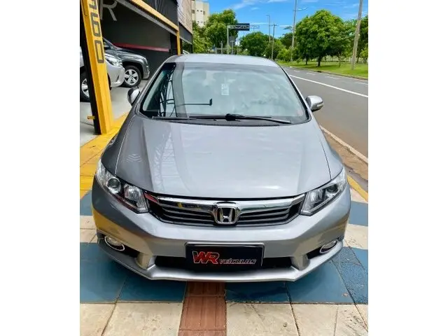 Carro Honda Civic 2014 New  LXR 2.0 i-VTEC (Aut) (Flex)