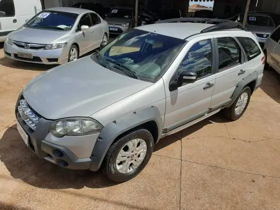 Carro Fiat Palio Weekend 2011 Adventure 1.8 16V (Flex)
