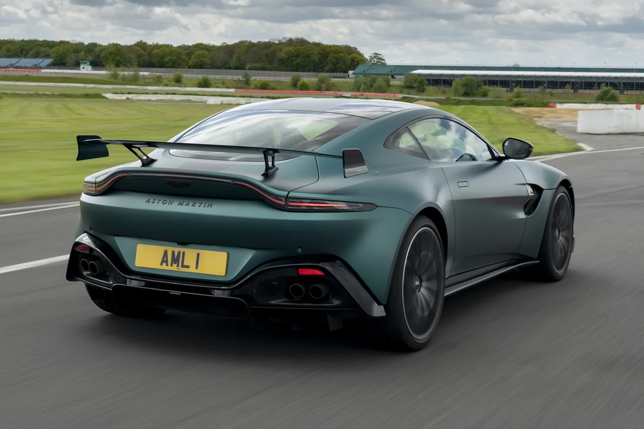 Aston Martin Vantage Cupê F1 Edition 4.0 V8