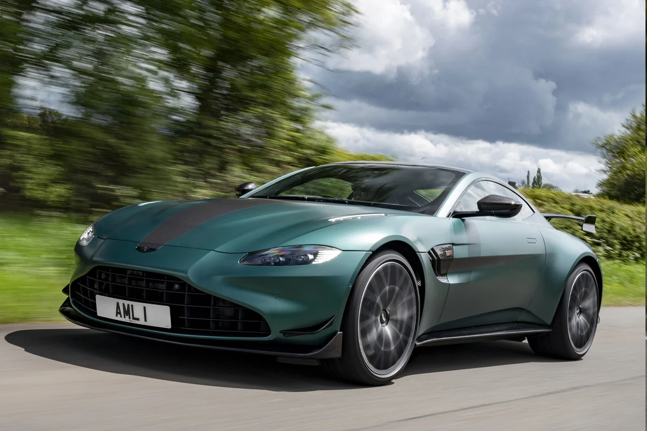 Aston Martin Vantage Cupê F1 Edition 4.0 V8