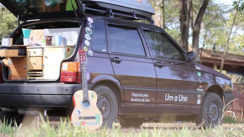 “Unohome”: Fiat Uno Mille vira motorhome para viajar 20.000 km até os EUA