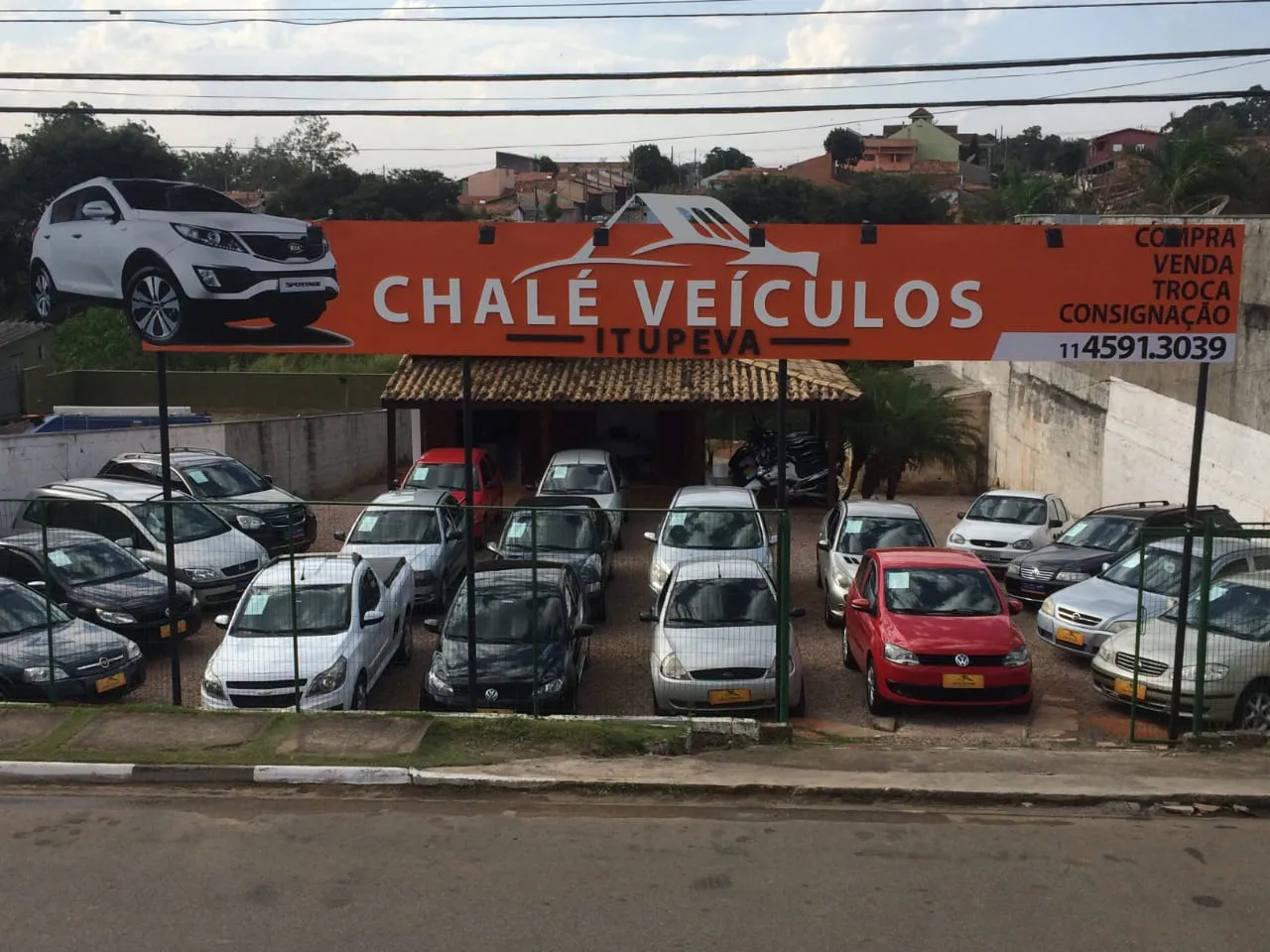 Fachada da loja Veículos à venda em Chalé Veículos  - Itupeva - SP | Mobiauto