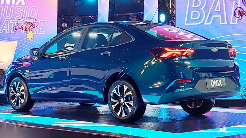 Chevrolet Onix 2023 é mais caro e perde ar digital de série. Veja preços