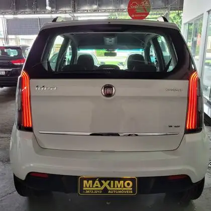 Carro Fiat Idea 2015 Essence 1.6 16V E.TorQ (Flex)