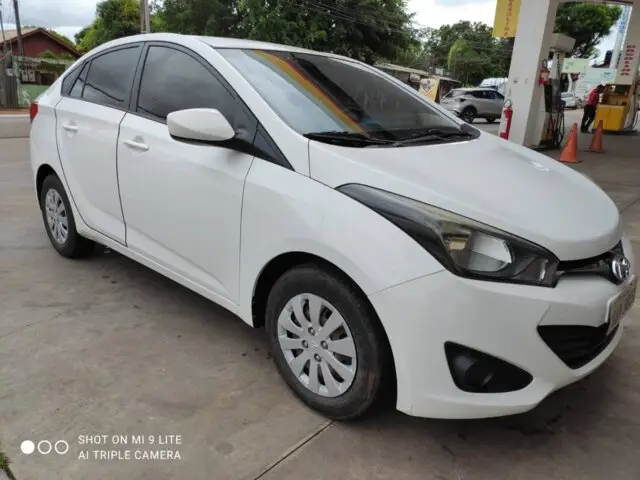 Carro Hyundai HB20S 2014 1.6 Comfort Plus (Flex)
