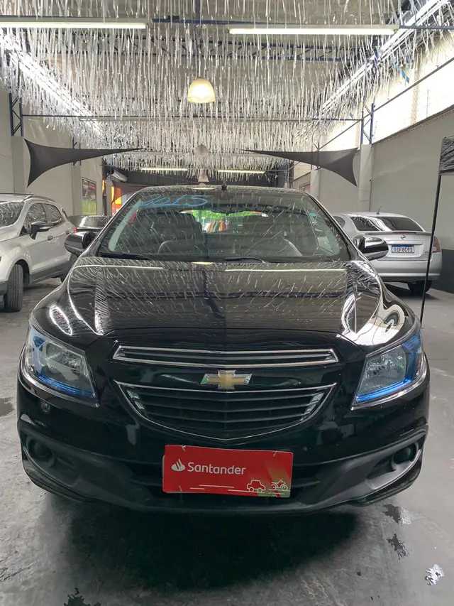 Carro Chevrolet Onix 2015 1.4 LT SPE/4