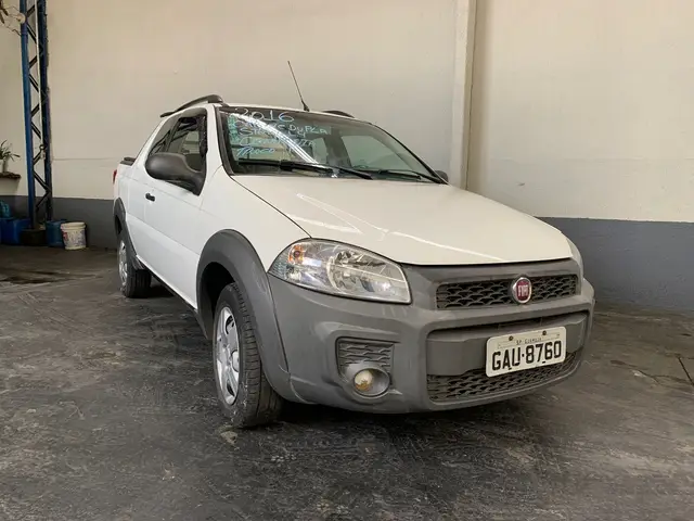 Carro Fiat Strada 2016 Working 1.4 (Flex) (Cabine Dupla)