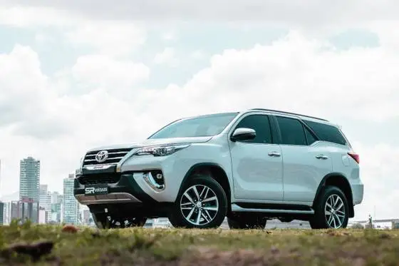 Carro Toyota SW4 2020 2.8 TDI SRX 7L 4x4 (Aut) (Diesel)