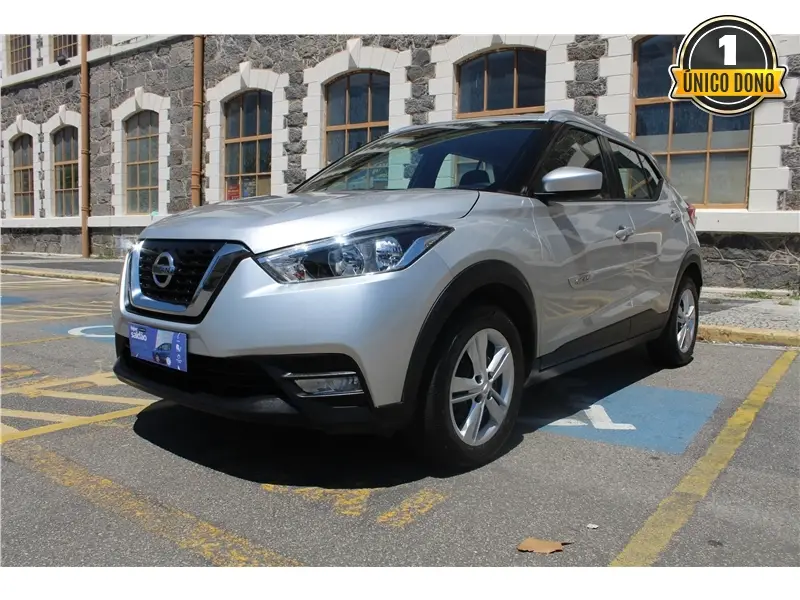 Nissan Kicks 1.6 S (Flex)