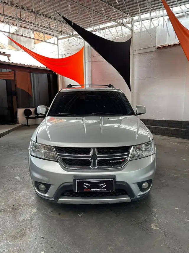 Carro Dodge Journey 2014 SXT 3.6 V6