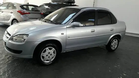 Carro Chevrolet Classic 2011 1.0 VHC (Flex)