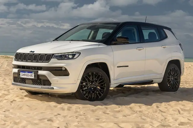 Carro Jeep Compass 2023 S 1.3 TB 4XE Aut. (Híbrido)