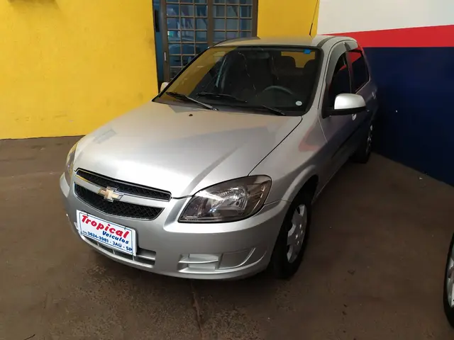 Carro Chevrolet Celta 2014 LT 1.0 (Flex)