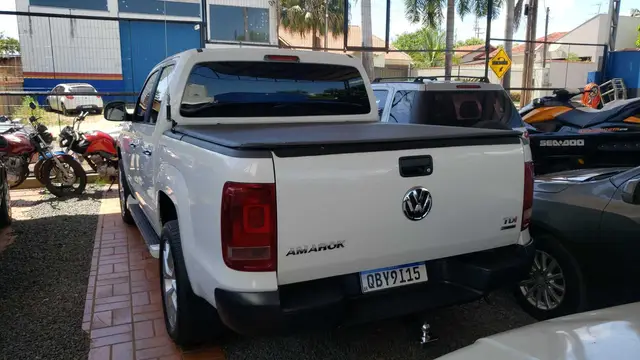 Carro Volkswagen Amarok 2017 2.0 CD 4x4 TDi Trendline (Aut)
