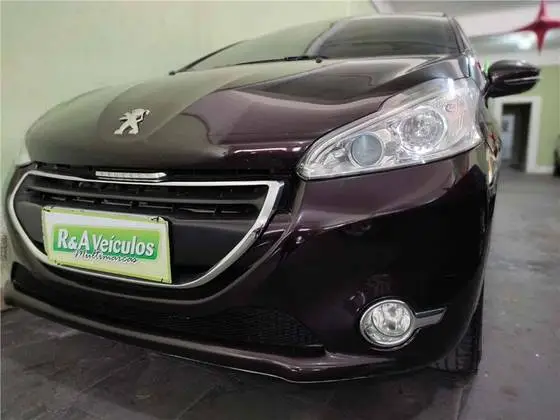 Carro Peugeot 208 2015 Griffe  1.6 16V (Flex) (Aut)