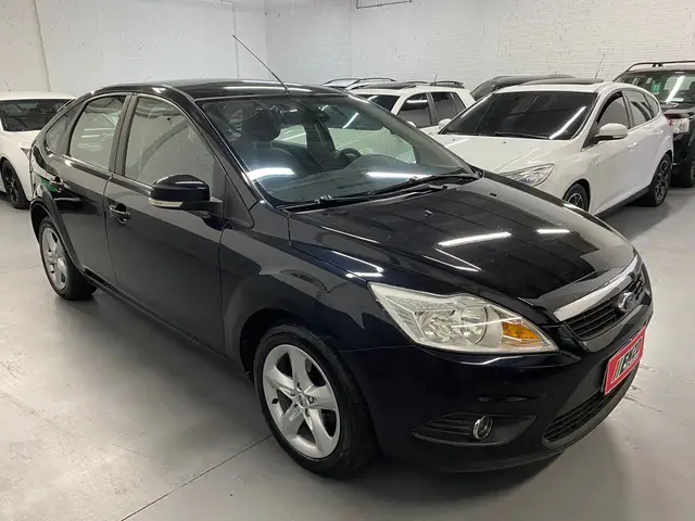 Carro Ford Focus Hatch 2013 GLX 2.0 16V (Flex)