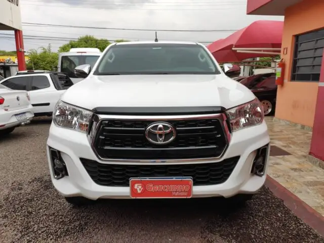 Carro Toyota Hilux Cabine Dupla 2020 Hilux 2.7 SR CD 4x2 (Flex) (Aut)