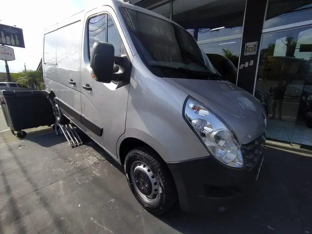 Carro Renault Master 2018 2.3 16V dCi L1H1 Furgão