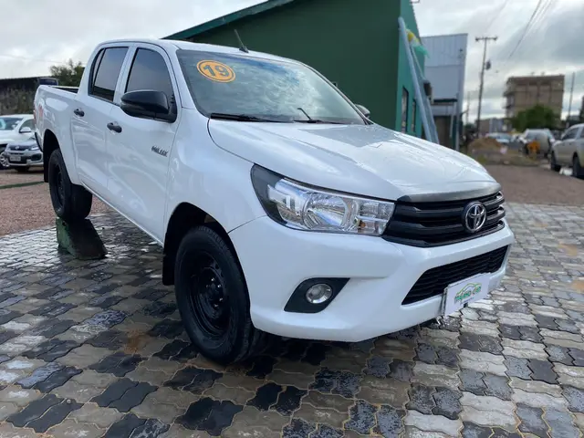 Carro Toyota Hilux Cabine Dupla 2019 Hilux 2.8 TDI CD STD 4x4 (Power Pack) (Diesel)