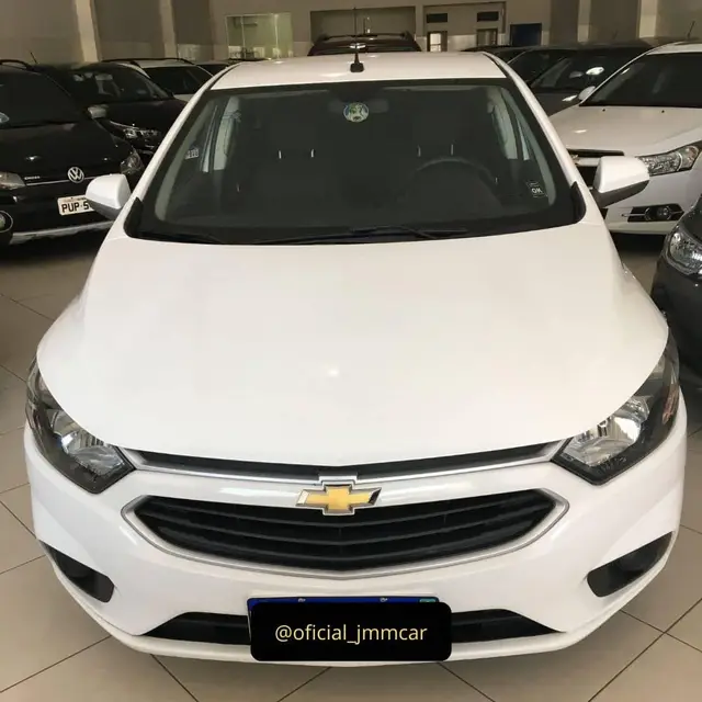 Carro Chevrolet Prisma 2018 1.4 LT SPE/4