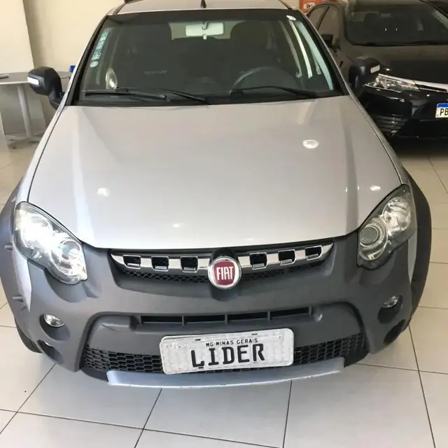 Carro Fiat Weekend 2016 Adventure Locker 1.8 8V (Flex)