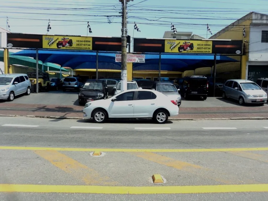 Fachada da loja Veículos à venda em Intermonza Automóveis - São Paulo - SP | Mobiauto