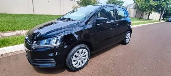 Carro Volkswagen Fox 2017 1.0 MPI Trendline (Flex)