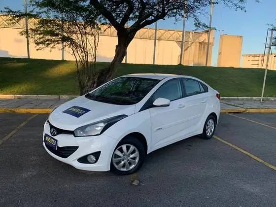 Hyundai HB20S 1.6 Comfort Plus (Flex)