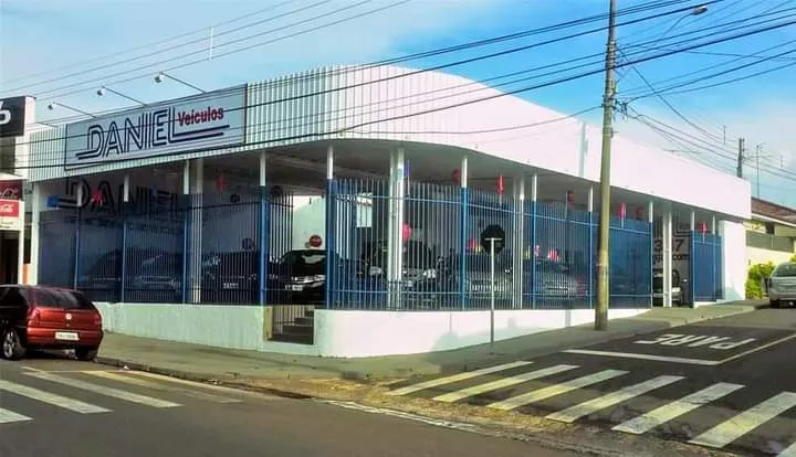 Fachada da loja Veículos à venda em Daniel Veículos - Jaú - SP | Mobiauto