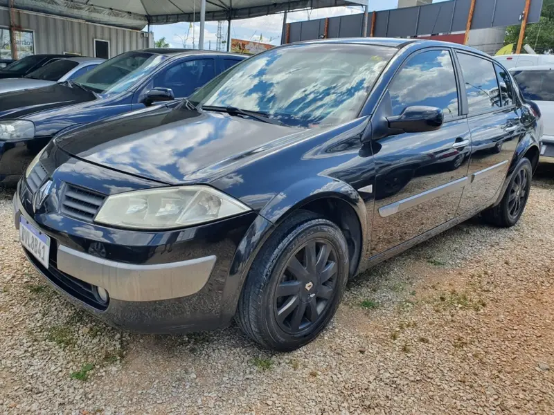 Renault Mégane Sedan Expression 1.6 16V (flex)