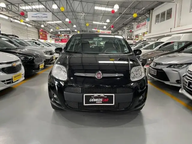 Fiat Palio Attractive 1.4 Evo (Flex)