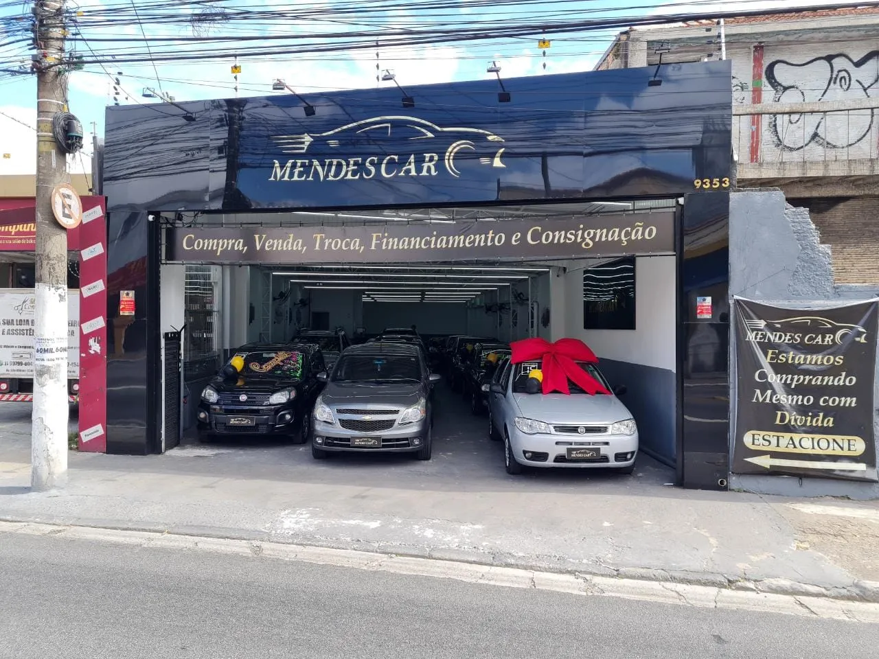 Fachada da loja MENDES CAR MULTIMARCAS - São Paulo - SP